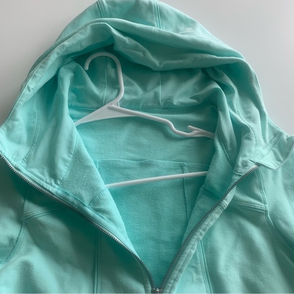 Kirkland Women French Terry hooded Jacket fits size Small - Picture 3 of 6